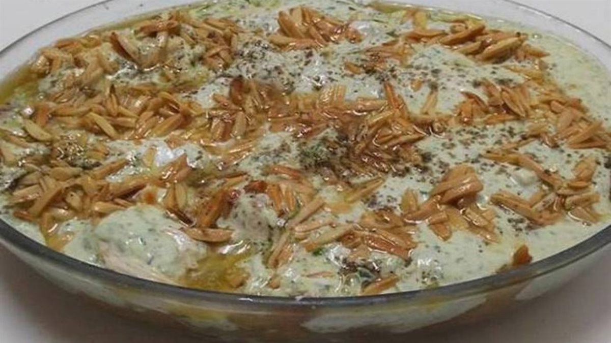 فتة الدجاج السورية