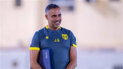 بعد أنباء صعوبة التعاقد مع روزه الألماني .. إسلام صادق : جوميز الأقرب للأهلي