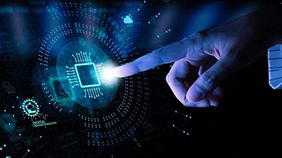 خبير اقتصادي: منظومة الدعم تشمل 64 مليون مستفيد .. ومصر قطعت شوطًا كبيرًا في التحول الرقمي