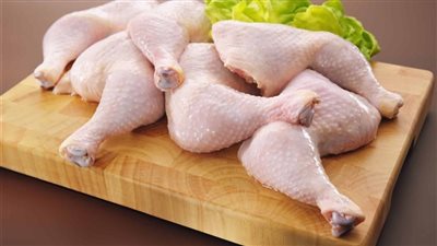 تحذيرات من «الفراخ المبزّمة».. خطر صحي يهدد صحة الأشخاص