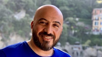 مجدي الهواري يسخر من مها الصغير: من النهاردة أنا مخرج فيلم