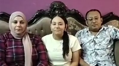 الثالثة علي الإعدادية بالسويس.. «ملك أحمد» نموذج يحتذى به في التفوق الدراسي