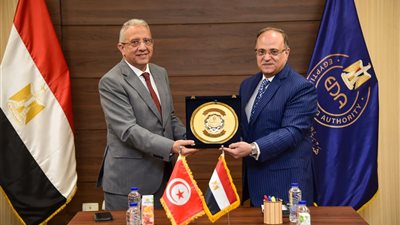 وزير الصحة التونسي: مستعدون لتبادل الخبرات وتفعيل الشراكة مع هيئة الدواء