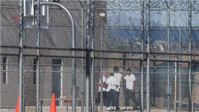 القضاء لـ ترامب: اعتقالات المهاجرين في كاليفورنيا «غير دستورية»