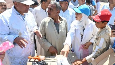 محافظ البحيرة تدعم المزارعين عبر قافلة إرشادية وخدمية متكاملة