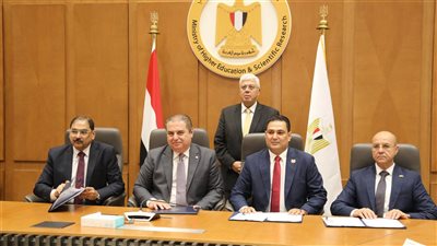 وزير التعليم العالي يصدر حزمة قرارات بشأن المعاهد والمراكز البحثية