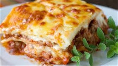 اللازانيا طبق إيطالي فاخر بطابع منزلي وطريقة تحضير بسيطة