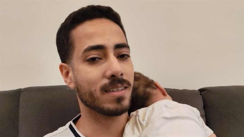 والد الطفلة فرح مريضة