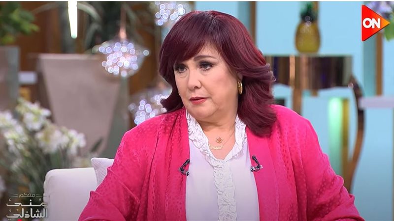 الفنانة شيرين