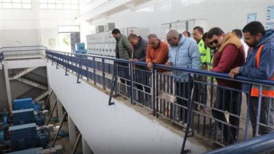 جولة لرئيس شركة المياه والصرف الصحي بالمنيا للتأكد من جاهزية المحطات لاستقبال فصل الصيف