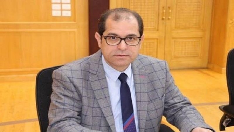 الدكتور يوسف عامر