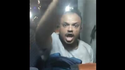 فضيحة برمسيس.. متحرش يهاجم سيدة في أتوبيس ويحاول سرقتها