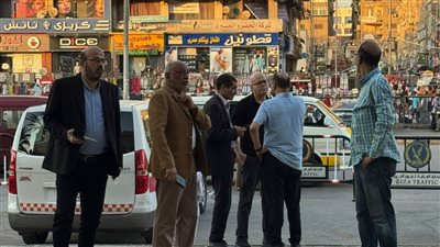 بحضور الأهل و المقربين..لقطات من جنازة رئيس مجلس إدارة الأهرام من مسجد الحصري