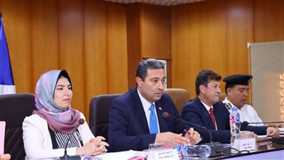 محافظ دمياط يشدد على صيانة المدارس وتأمين بيئة تعليمية آمنة