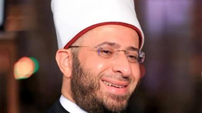 وزير الأوقاف يوجه الشكر لسفيرة مصر ونائب البعثة في كازاخستان تقديرًا لجهودهما