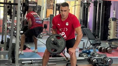 عصام الحضري يدعم نادي كفر البطيخ ويثمن جهود وزارة الشباب والرياضة بدمياط