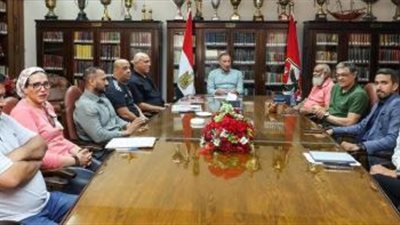 تفاصيل اجتماع الخطيب مع مسؤولي فريق الكرة في الأهلي