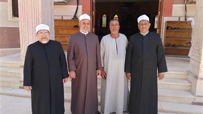 وكيل أوقاف أسيوط وقيادات الدعوة يشيدون بالعامل المتميز خالد عبدالحميد