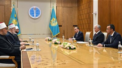 رئيس كازاخستان: شيخ الأزهر شخصية استثنائية.. ونقدر دوره في تعزيز قيم التسامح