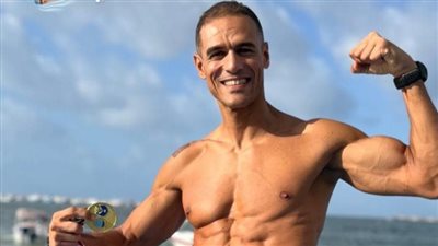 السباح وليد فؤاد يعلن خوض سباق بطولة العالم في مارينا العلمين