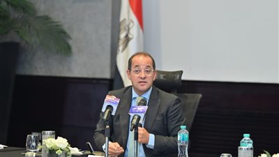 وزيرا الاستثمار والمالية يعقدان اجتماعًا تشاوريًا مع ممثلي القطاع الخاص