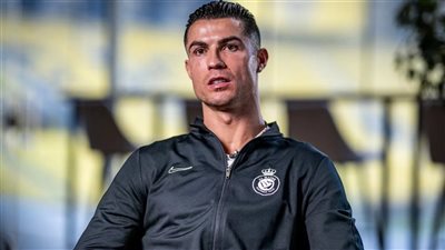 الأسطورة يُكرم النجم.. رونالدو يحتفل بتألق مبابي في الكلاسيكو