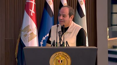 السيسي: نُعدّ شبابًا قادرين على التغيير.. وعلينا جميعًا ألا نغفل عن قيمتنا