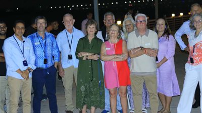 سياح أستراليا فى زيارة لممشى كورنيش النيل ببنى سويف