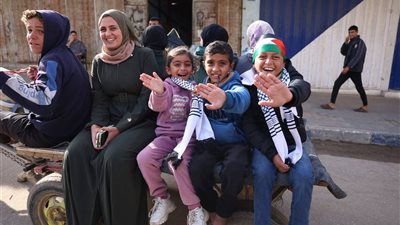 فرحة العودة تكسر الخوف.. غزة تستقبل أبناءها من جديد بعد أشهر النزوح|فيديو