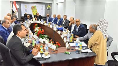 وزير الإسكان ومحافظ أسيوط يتفقدان مشروعات مدينتي ناصر وأسيوط الجديدة
