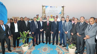 محافظ بني سويف : المركز المتكامل ومشروع التجفيف يساهمان فى توفير فرص عمل وزياد