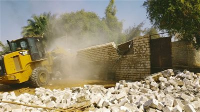 محافظ أسيوط: إزالة 95 حالة تعدي واسترداد 2083 فدانًا في الموجة الـ27