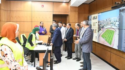 محافظ الدقهلية يتابع من داخل الشبكة الوطنية للطوارئ جهود المتابعة الميدانية