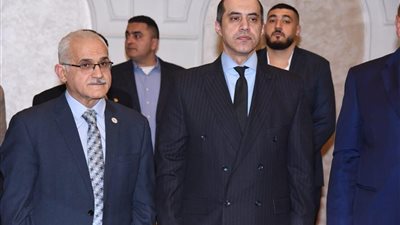 وزير الشئون النيابية :  الحكومة حريصة على فتح مساحات الحوار ومد جسور التواصل