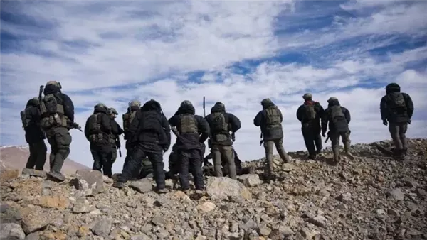 يديعوت أحرونوت: جيش الاحتلال يبدأ مناورات عسكرية في مناطق بسوريا ولبنان غدا