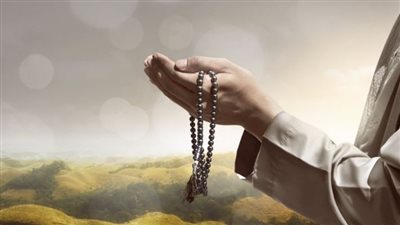 لفضلها وثوابها العظيم .. هل الصلاة على النبي  مرتبطة بيوم الجمعة فقط ؟