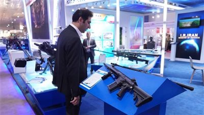 إيران تكشف عن قدرات أسلحة متطورة في معرض بغداد الدفاعي