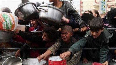 سوء التغذية يتفاقم والأمراض تنتشر بسرعة.. أطفال غزة على شفا كارثة إنسانية