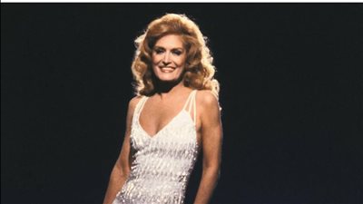 في ذكرى رحيلها.. كيف أصبحت داليدا أيقونة للجمال والموضة؟