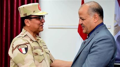 بورسعيد تكرم رواد التعليم الفني بحضور وكيل الوزارة وقيادات التأسيس العسكري