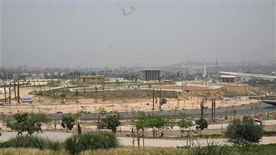 مدبولي: تلال الفسطاط أحد أكبر الرئات الخضراء بالعالم بمساحة 500 فدانًأ|فيديو