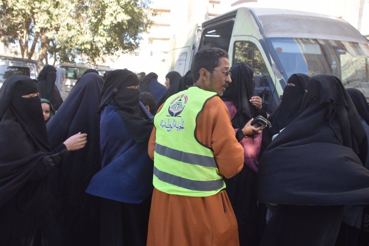 تحرير توكيلات حزب الجبهة الوطنية بأطفيح والعياط والصف