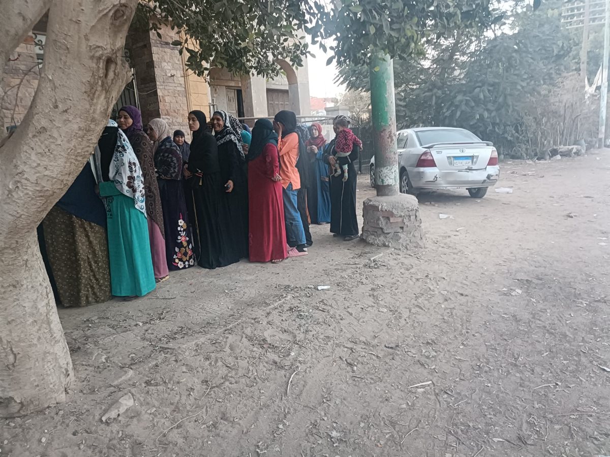 تحرير توكيلات حزب الجبهة الوطنية بأطفيح والعياط والصف