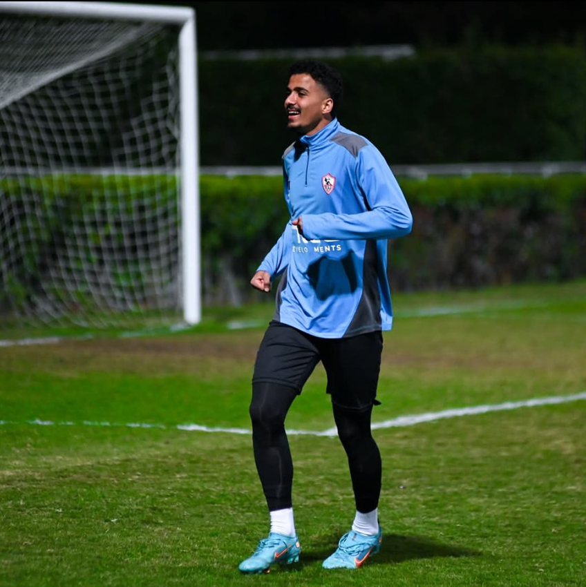 لاعبي الزمالك اثناء تدريب استعدادًا لمواجهة المصري (2)