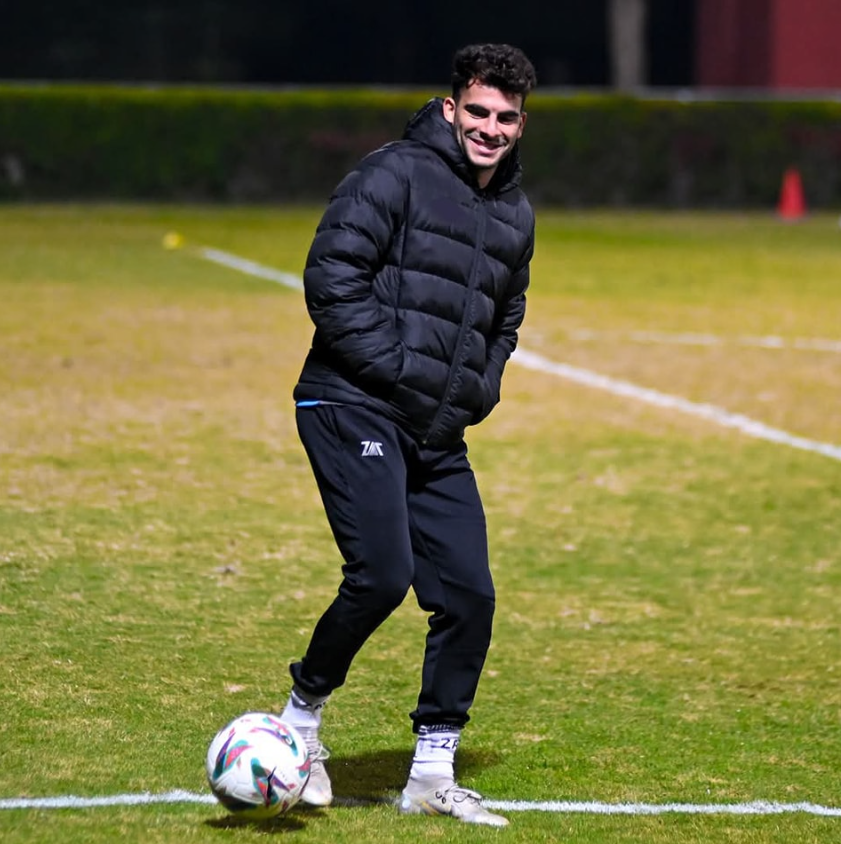 لاعبي الزمالك اثناء تدريب استعدادًا لمواجهة المصري (6)