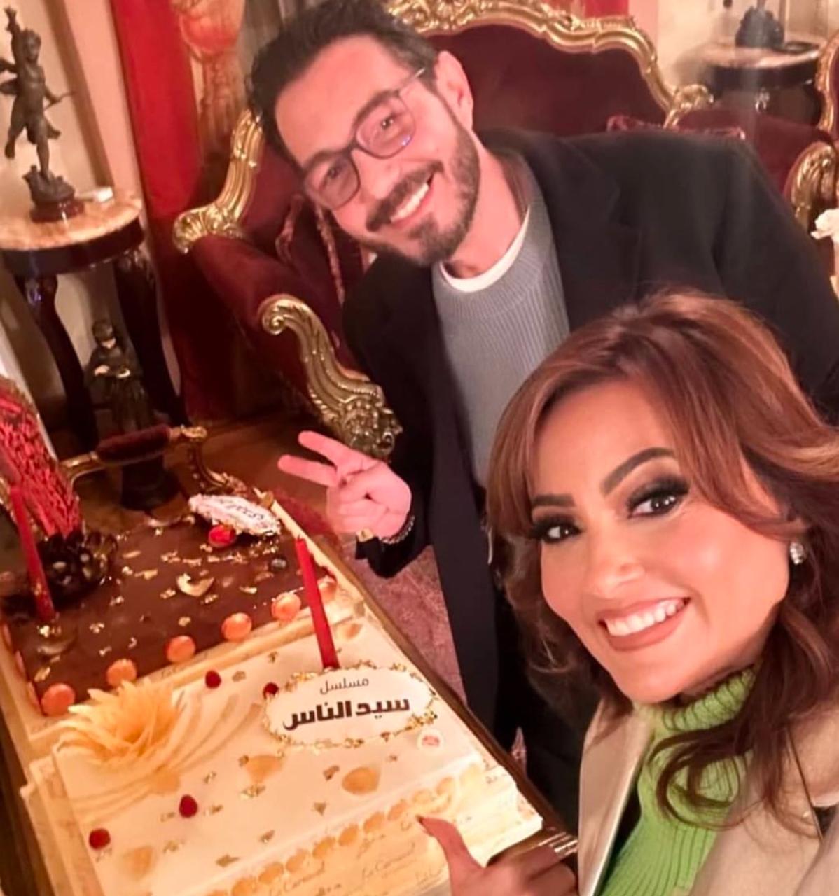 بشرى واحمد زاهر خلال الاحتفال بمسلسل “سيد الناس