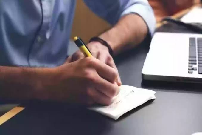 استخراج تصريح العمل من أبشر