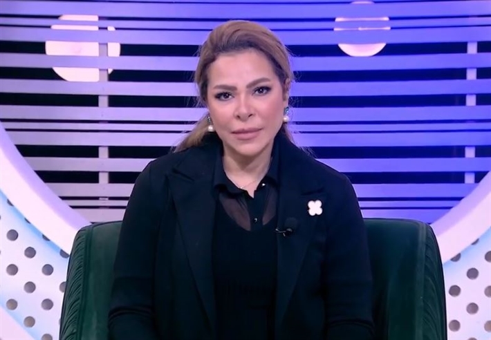 ألفت عمر بعد وفاة والدها