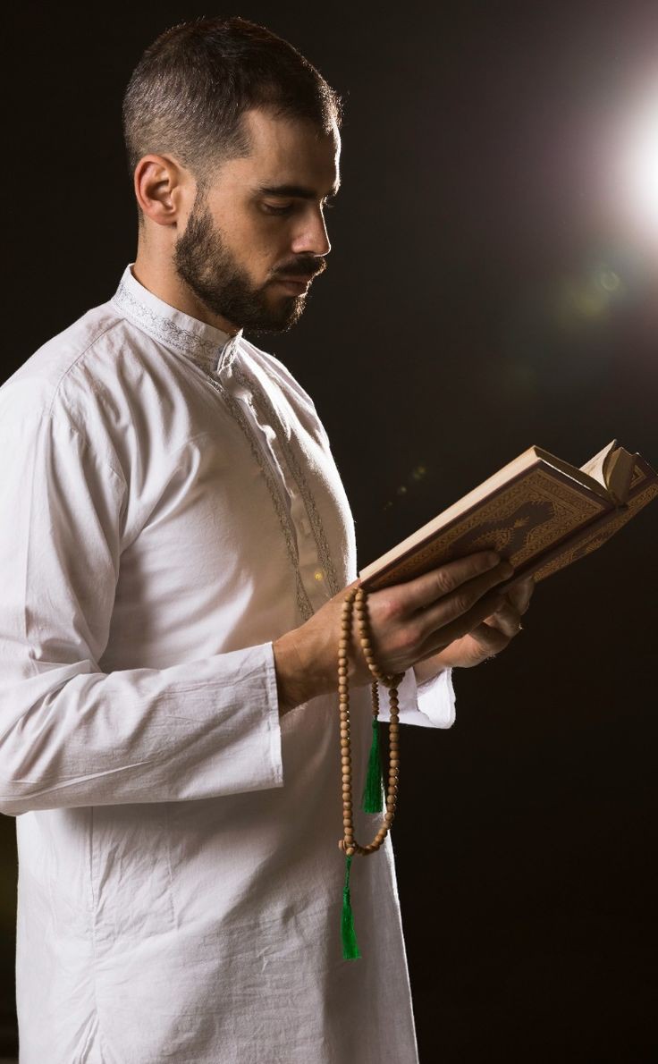شغل الوقت من خلال قراءة القرآن الكريم