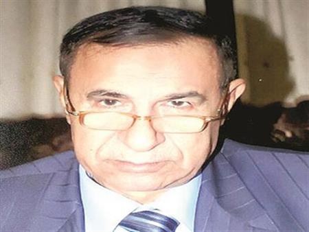الدكتور محمود مهنى
